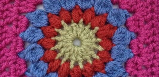 Granny Squares with Round Center Pattern