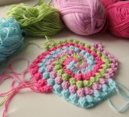 Granny Bobble Spiral Crochet Pattern
