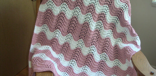 Feather and Fan Baby Blanket Pattern