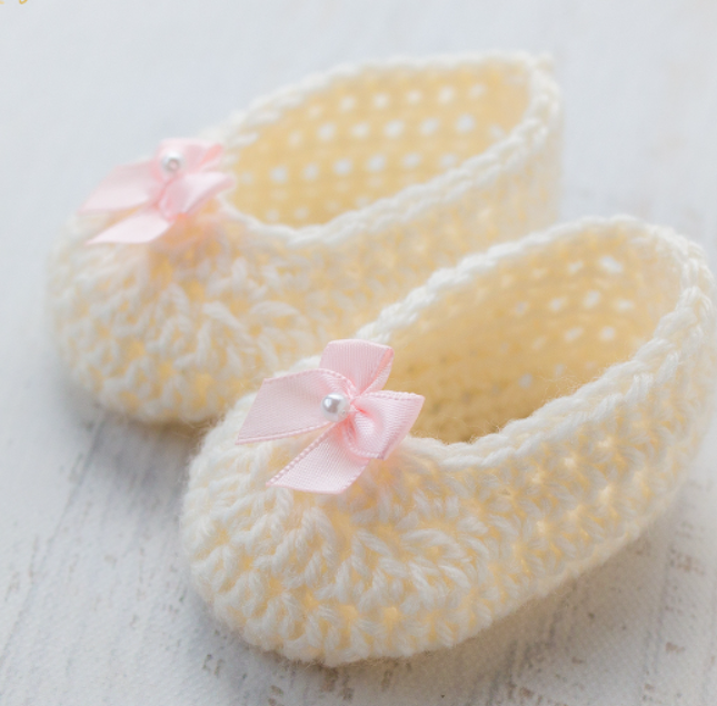 baby shoes without decoration